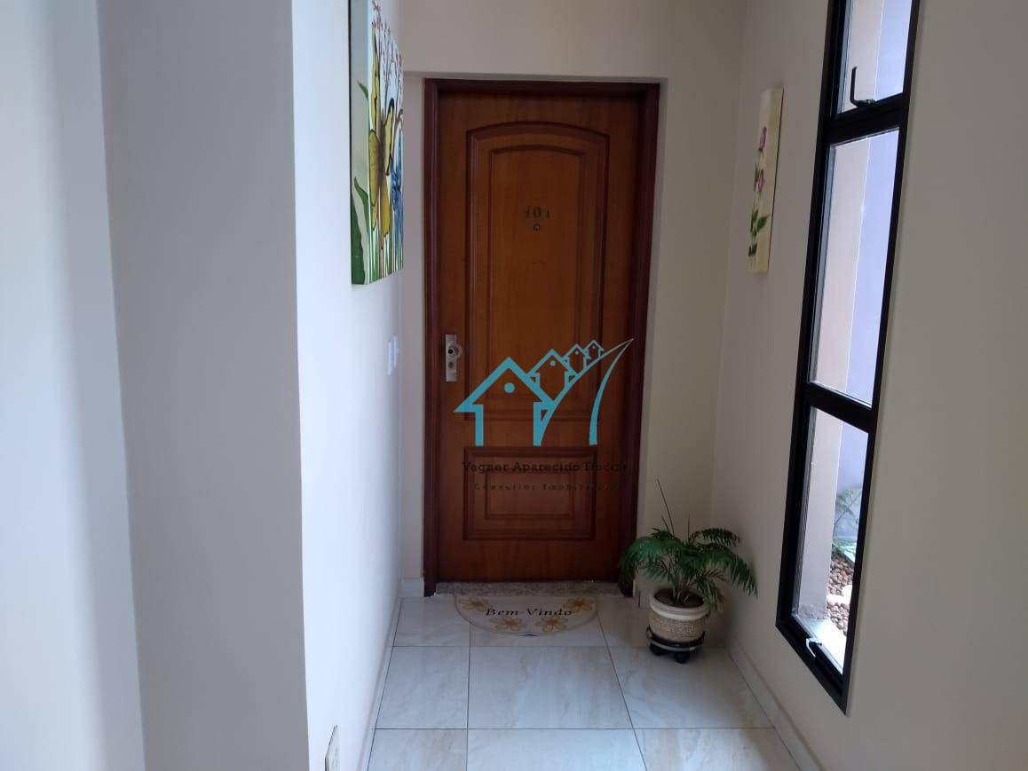 Apartamento à venda com 3 quartos, 140m² - Foto 2