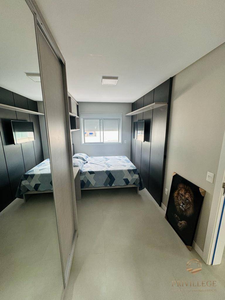 Cobertura à venda com 3 quartos, 150m² - Foto 4