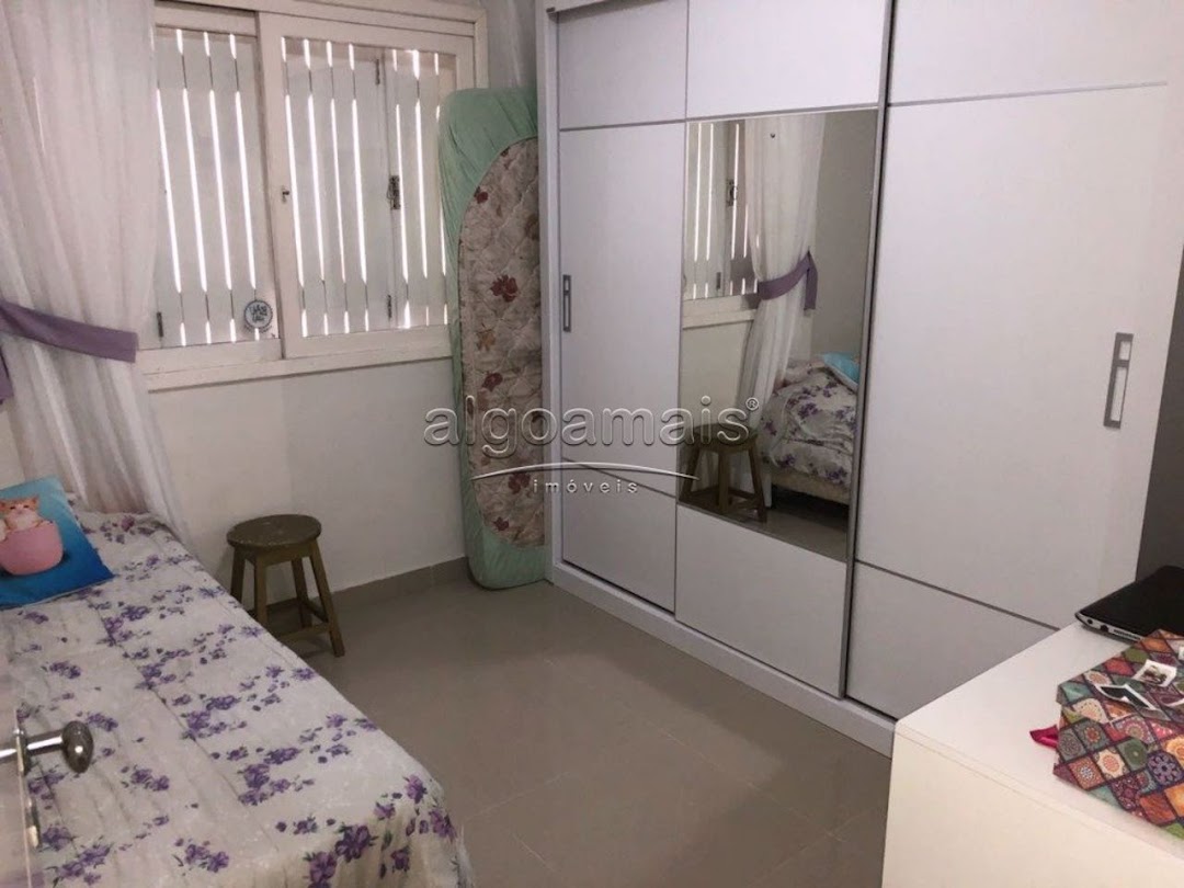 Casa à venda com 3 quartos, 160m² - Foto 4