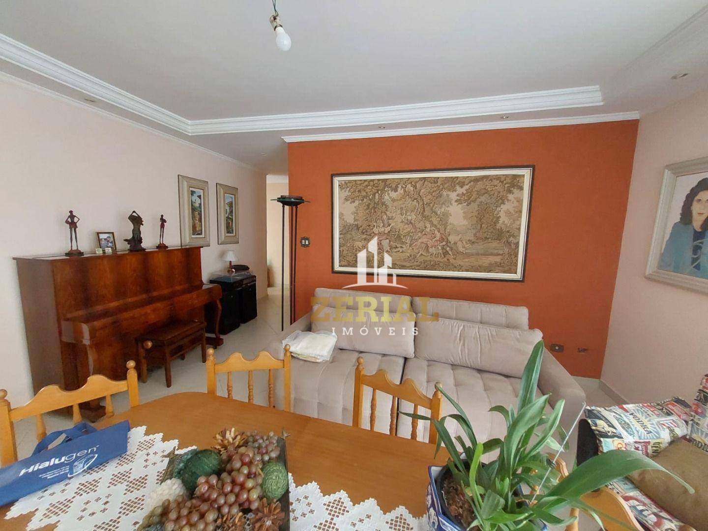 Casa à venda com 3 quartos, 201m² - Foto 1