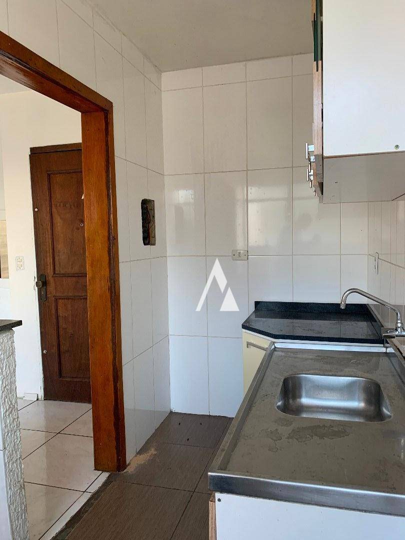 Apartamento à venda com 2 quartos, 60m² - Foto 12