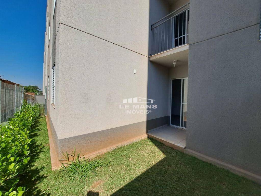 Apartamento para alugar com 2 quartos, 48m² - Foto 2
