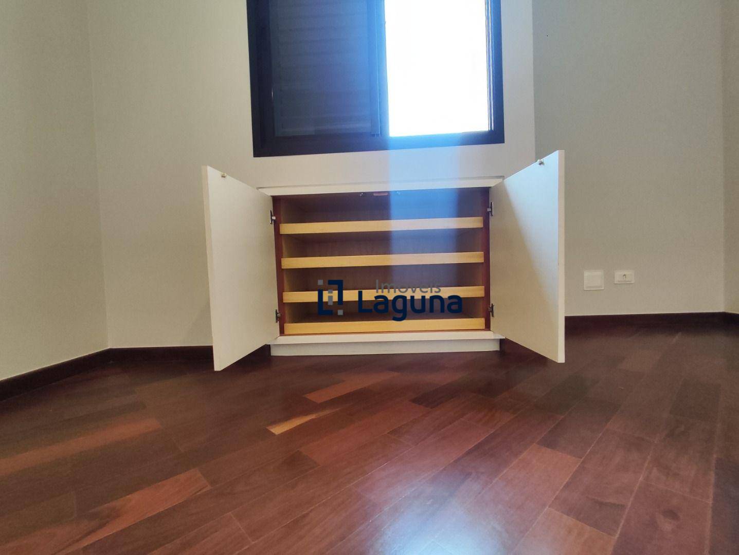 Apartamento à venda e aluguel com 3 quartos, 160m² - Foto 25