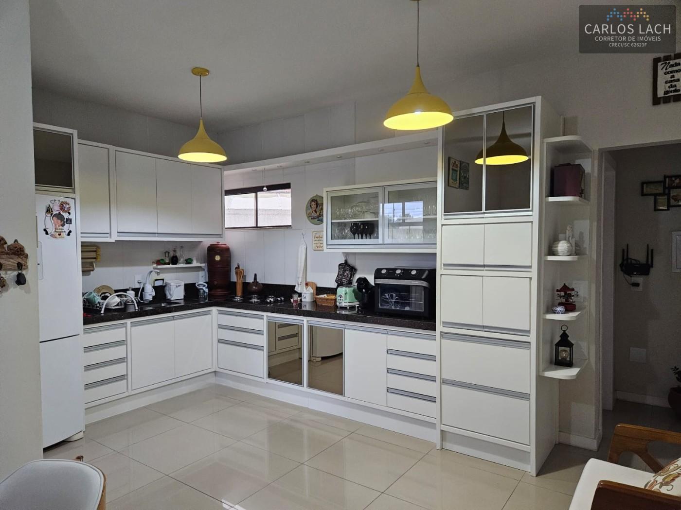 Casa à venda com 3 quartos, 321m² - Foto 14