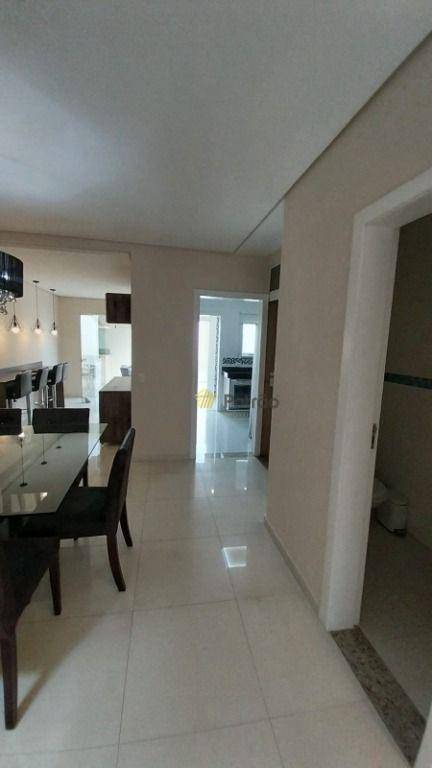 Sobrado para alugar com 3 quartos, 221m² - Foto 15