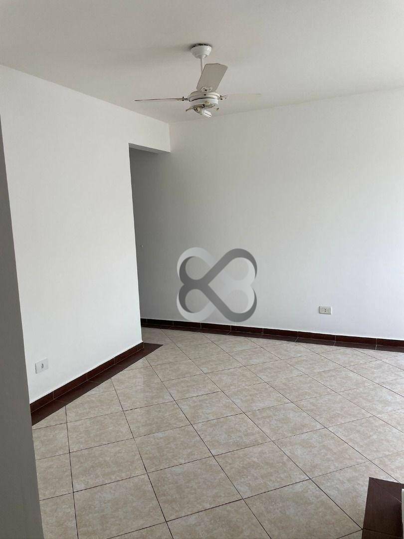 Apartamento à venda com 3 quartos, 65m² - Foto 3