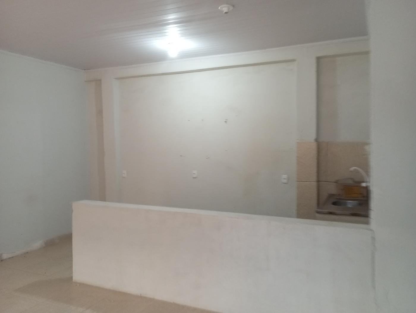 Casa para alugar com 2 quartos, 150m² - Foto 25