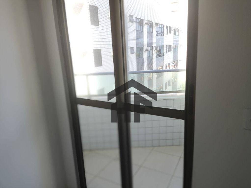 Apartamento à venda com 3 quartos, 97m² - Foto 7