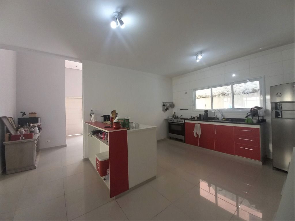 Casa de Condomínio à venda com 3 quartos, 185m² - Foto 13