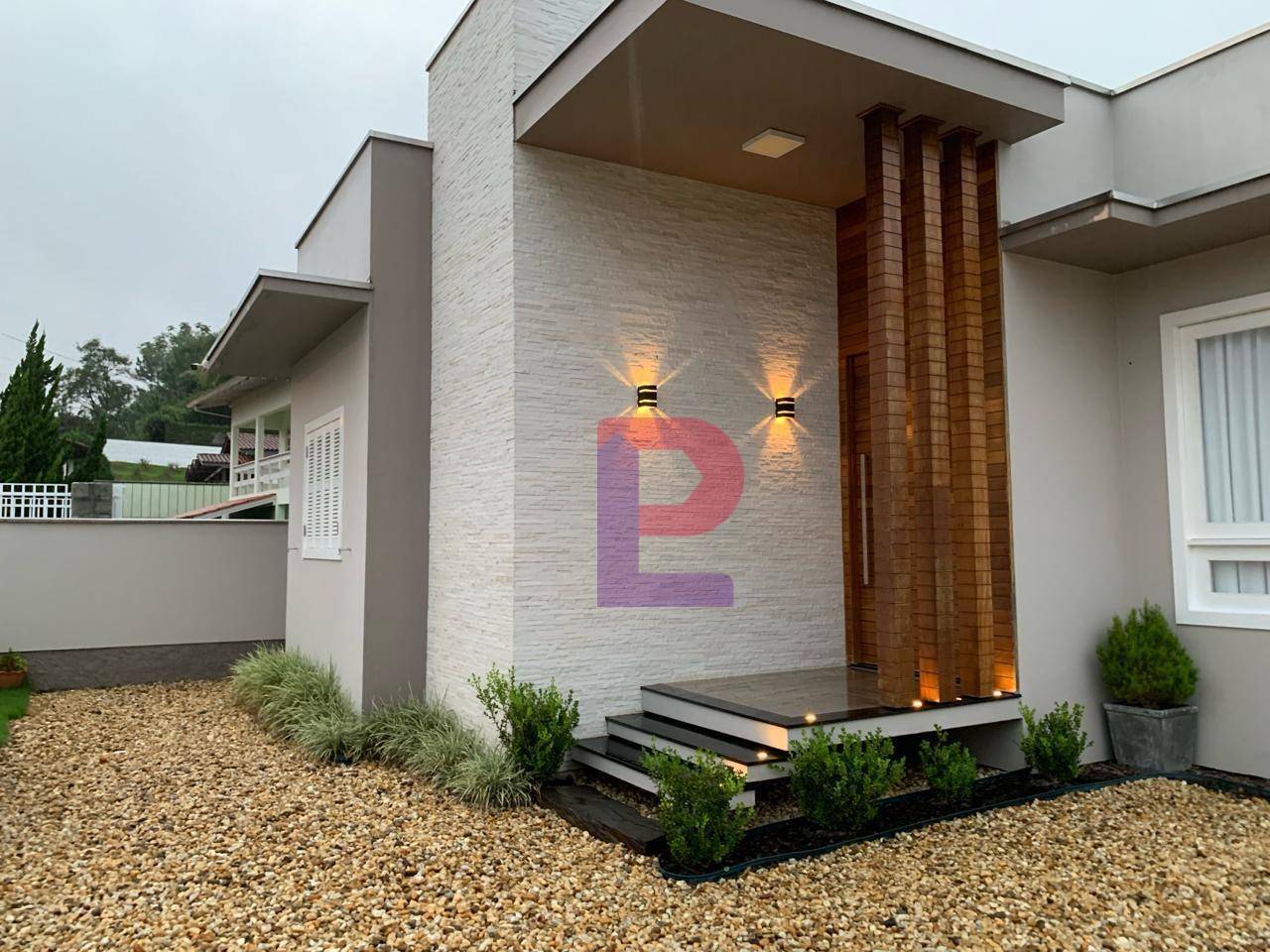 Casa, 3 quartos, 167 m² - Foto 1