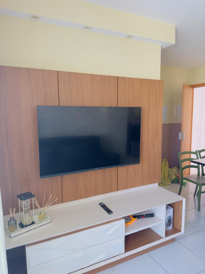 Apartamento à venda com 3 quartos, 67m² - Foto 2