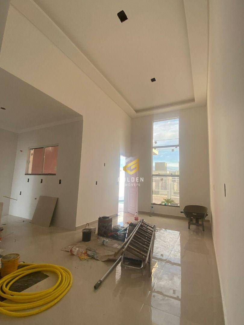 Casa à venda com 3 quartos, 103m² - Foto 2