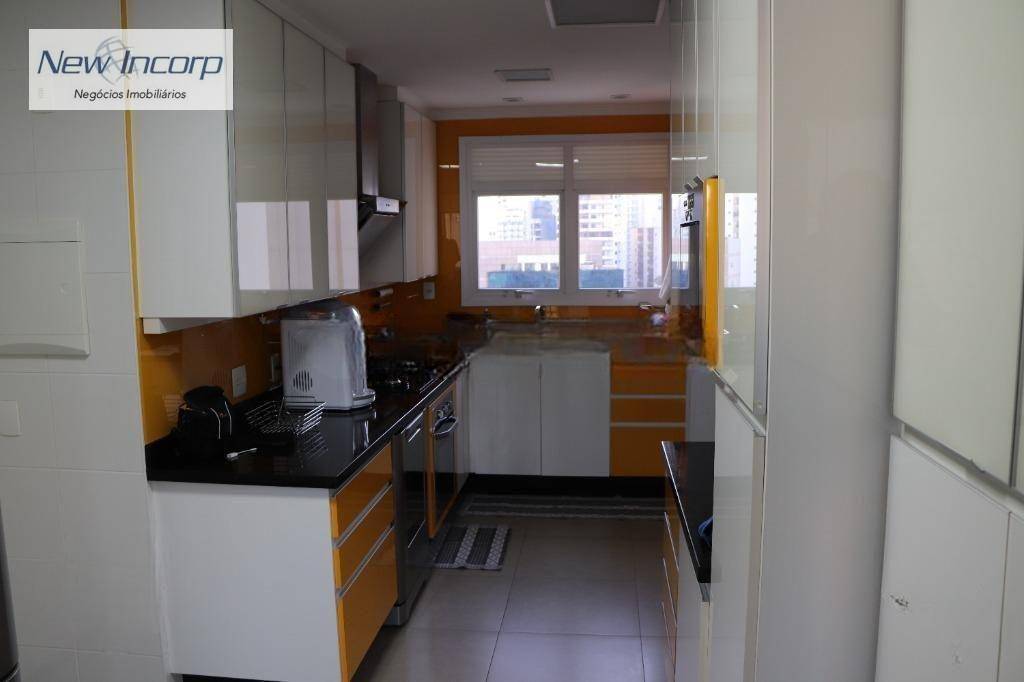 Apartamento à venda com 3 quartos, 175m² - Foto 14