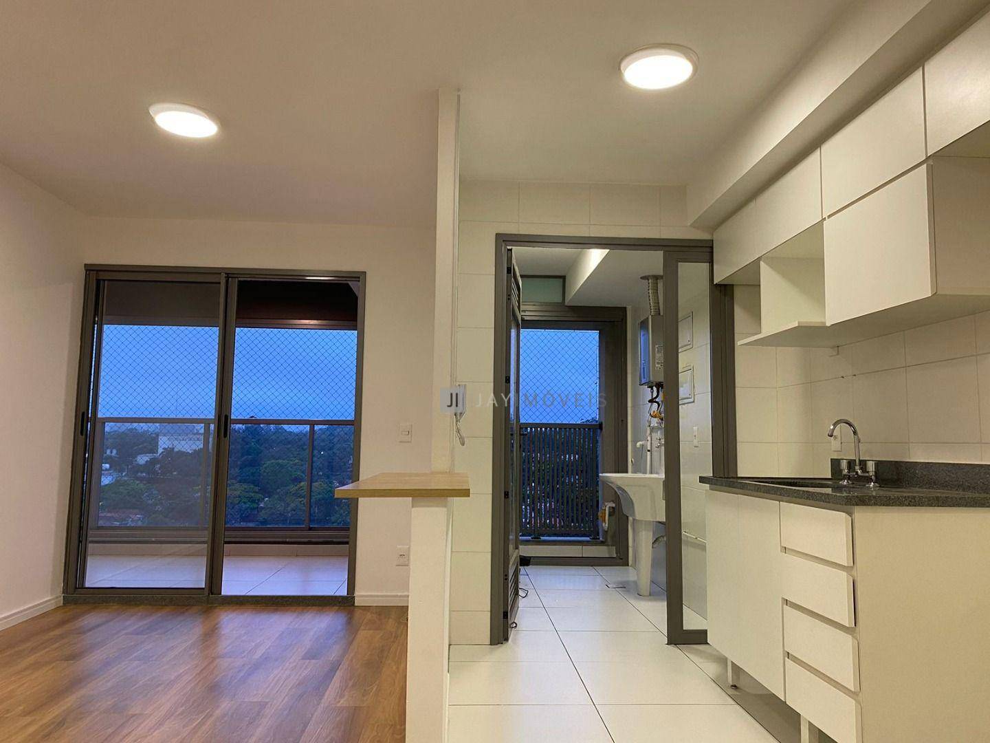 Apartamento para alugar com 2 quartos, 64m² - Foto 11