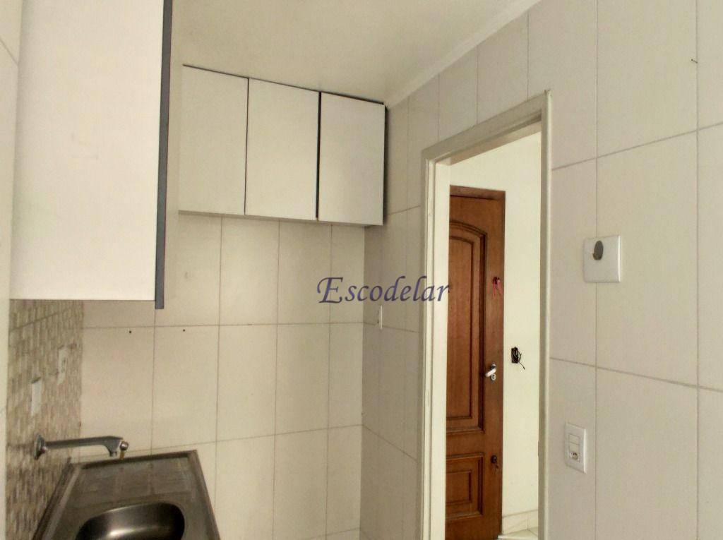 Apartamento à venda com 2 quartos, 39m² - Foto 17