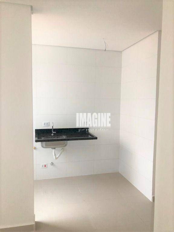 Apartamento à venda com 2 quartos, 44m² - Foto 5