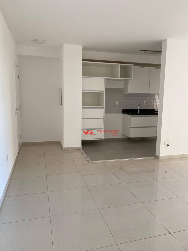 Apartamento para alugar com 3 quartos, 84m² - Foto 5