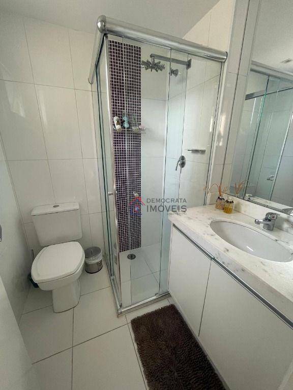 Apartamento à venda com 3 quartos, 128m² - Foto 23