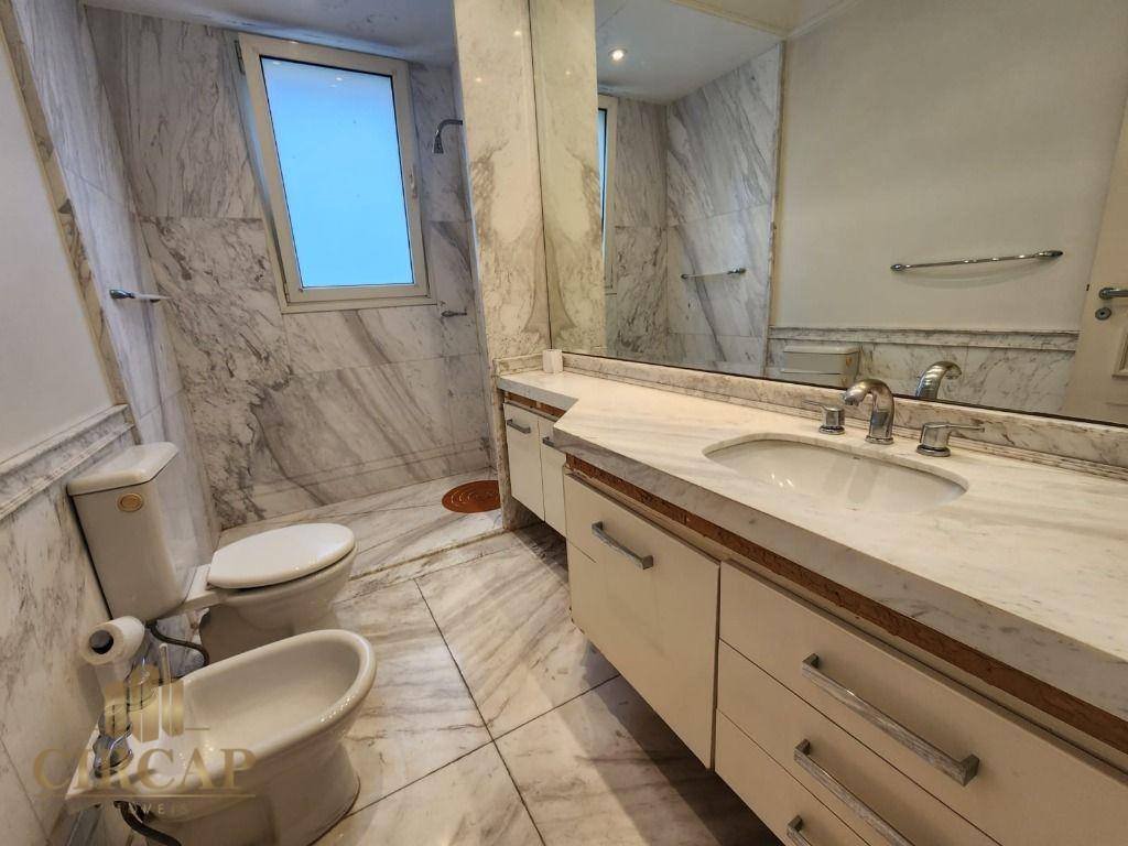 Apartamento à venda com 4 quartos, 476m² - Foto 18