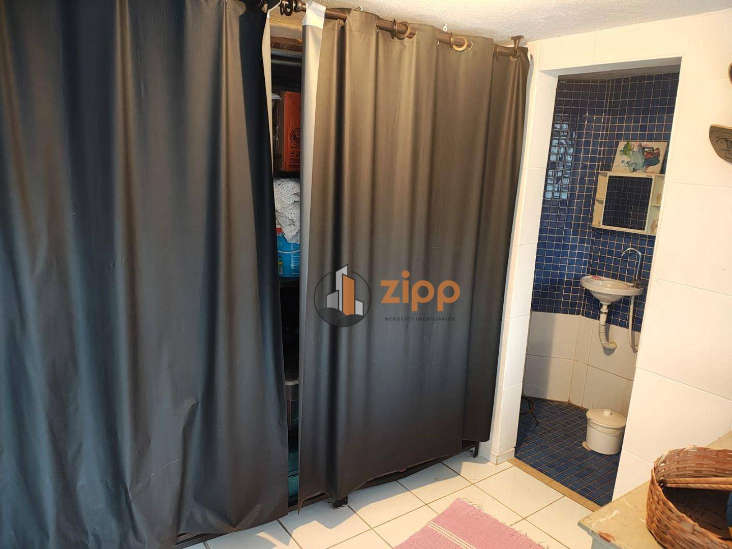 Sobrado à venda com 3 quartos, 200m² - Foto 48