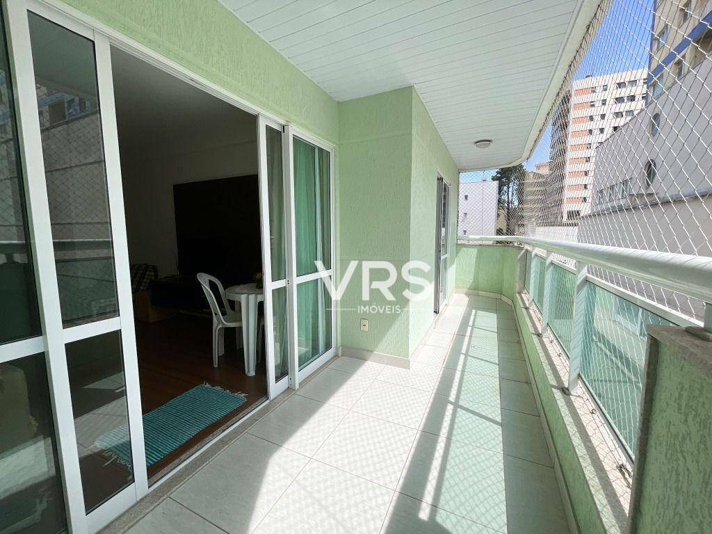 Apartamento à venda com 3 quartos, 118m² - Foto 4