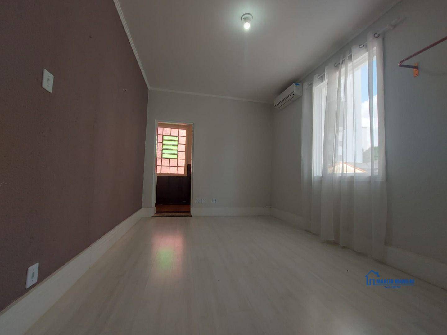 Casa para alugar com 12 quartos, 350m² - Foto 4