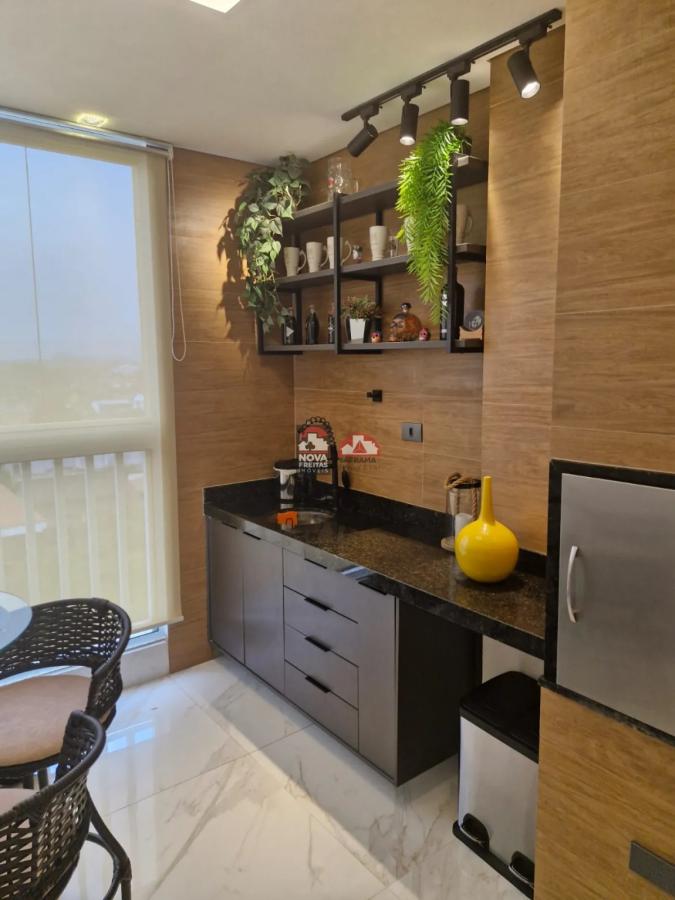 Apartamento à venda com 2 quartos, 75m² - Foto 17