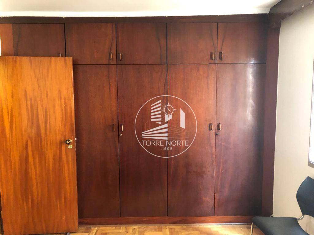 Apartamento à venda com 3 quartos, 117m² - Foto 13