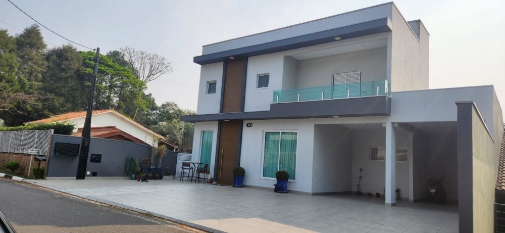 Casa de Condomínio para alugar com 4 quartos, 250m² - Foto 7