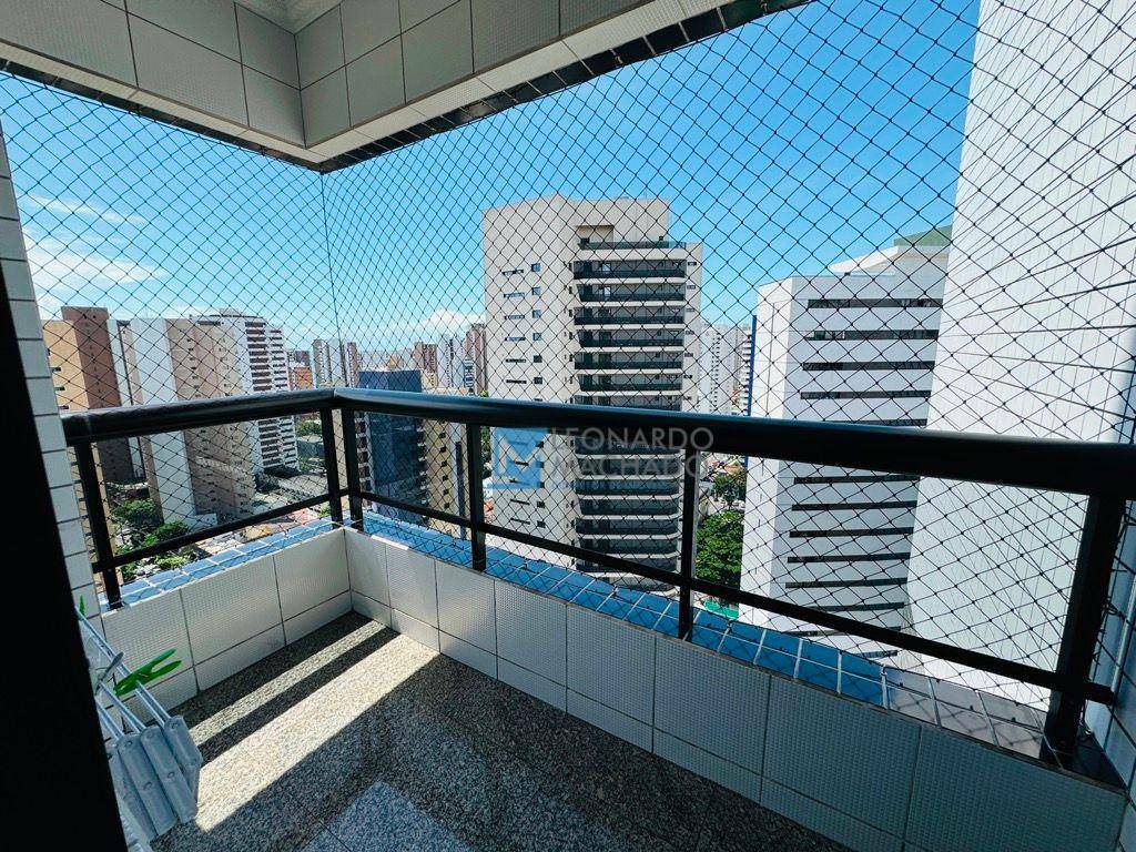 Apartamento à venda com 3 quartos, 130m² - Foto 18