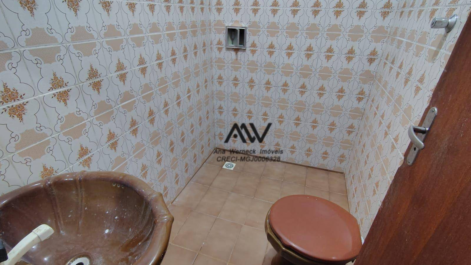 Casa à venda com 5 quartos, 170m² - Foto 7