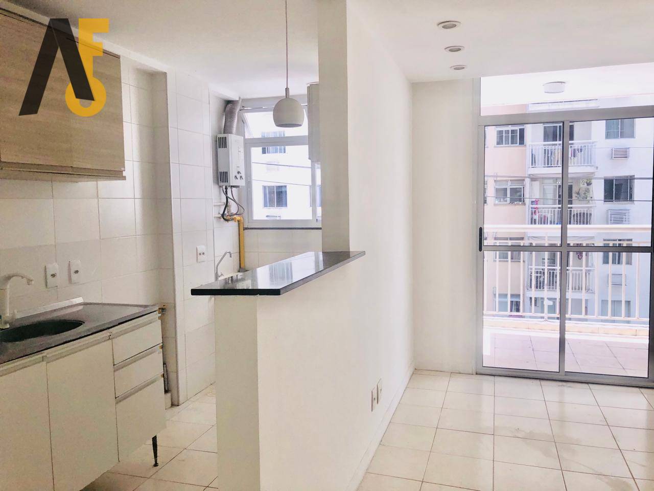 Apartamento à venda com 2 quartos, 48m² - Foto 1