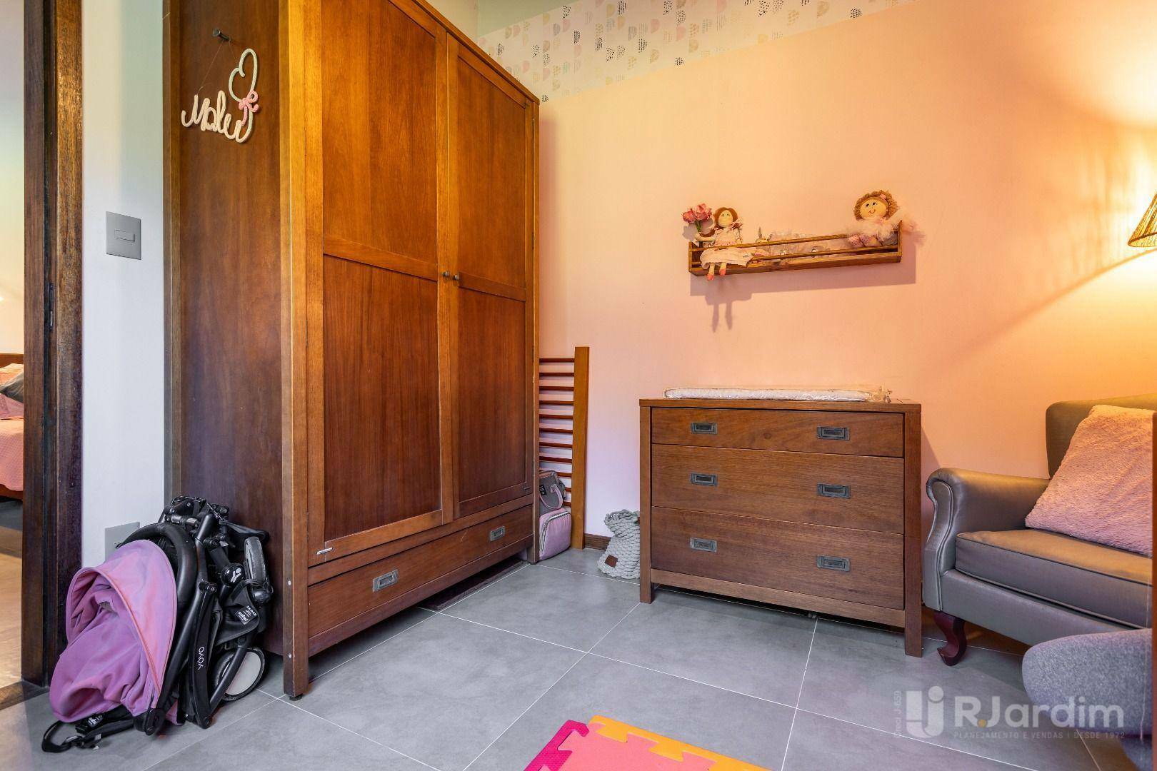 Casa à venda e aluguel com 4 quartos, 460m² - Foto 31