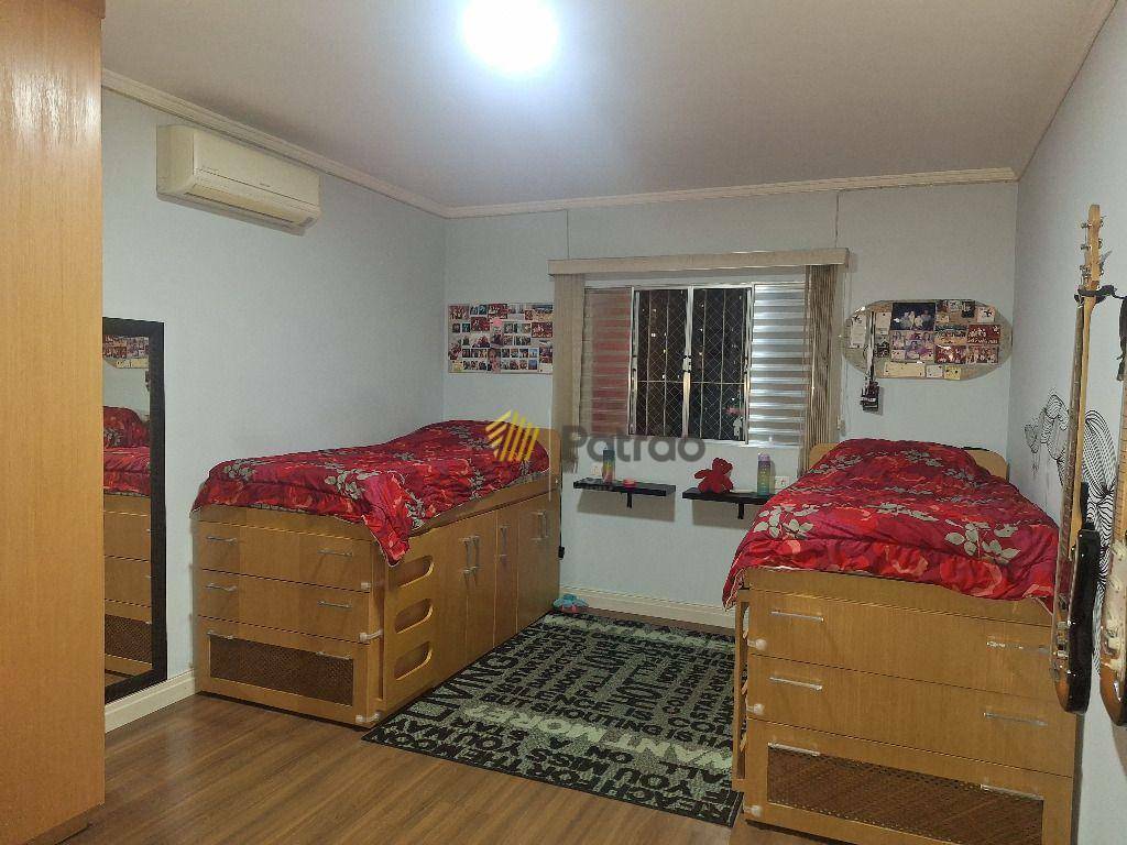 Sobrado à venda com 5 quartos, 244m² - Foto 22