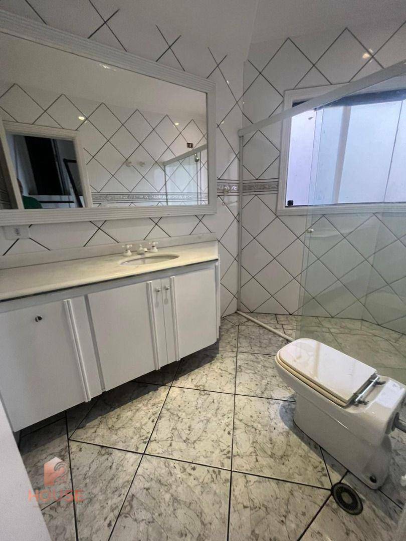 Casa de Condomínio à venda e aluguel com 3 quartos, 330m² - Foto 6