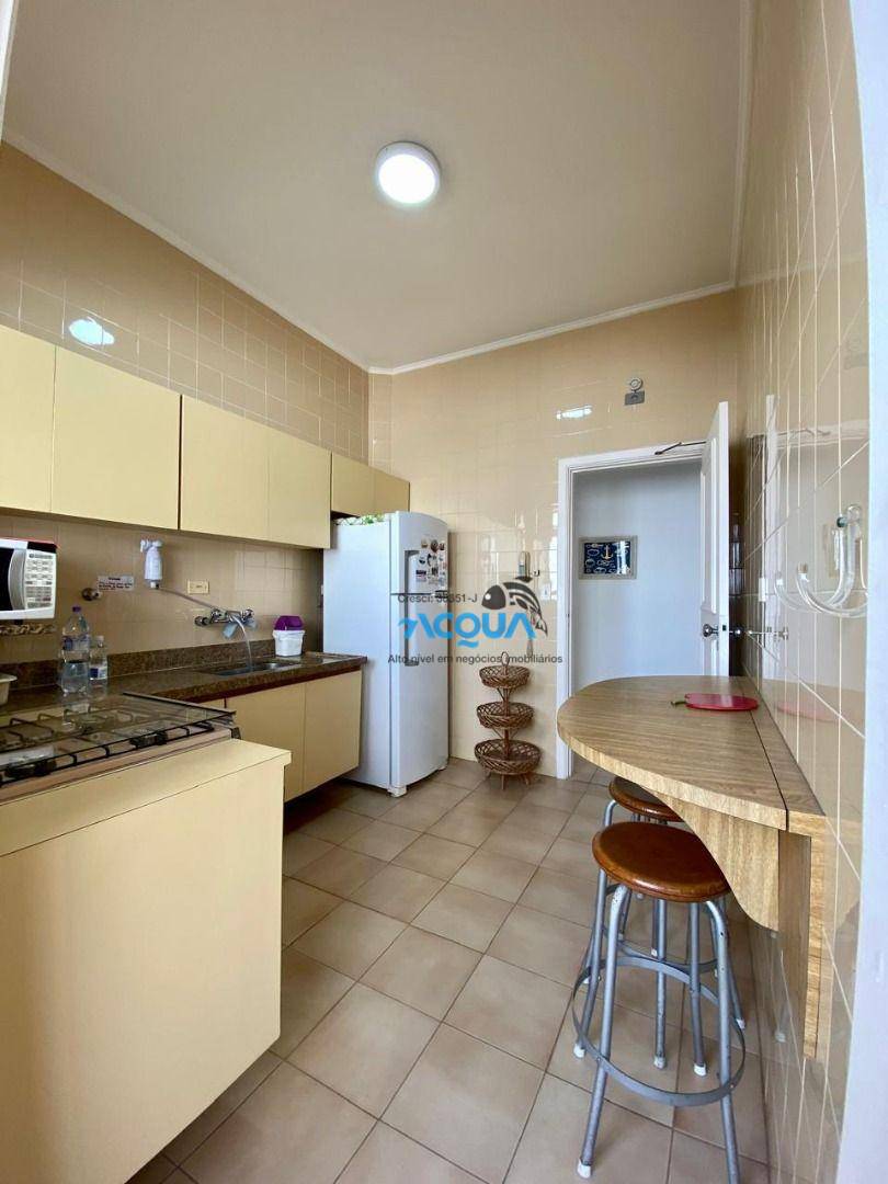 Apartamento à venda com 3 quartos, 162m² - Foto 3