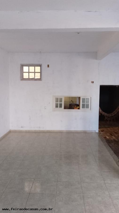 Casa à venda com 4 quartos, 203m² - Foto 12