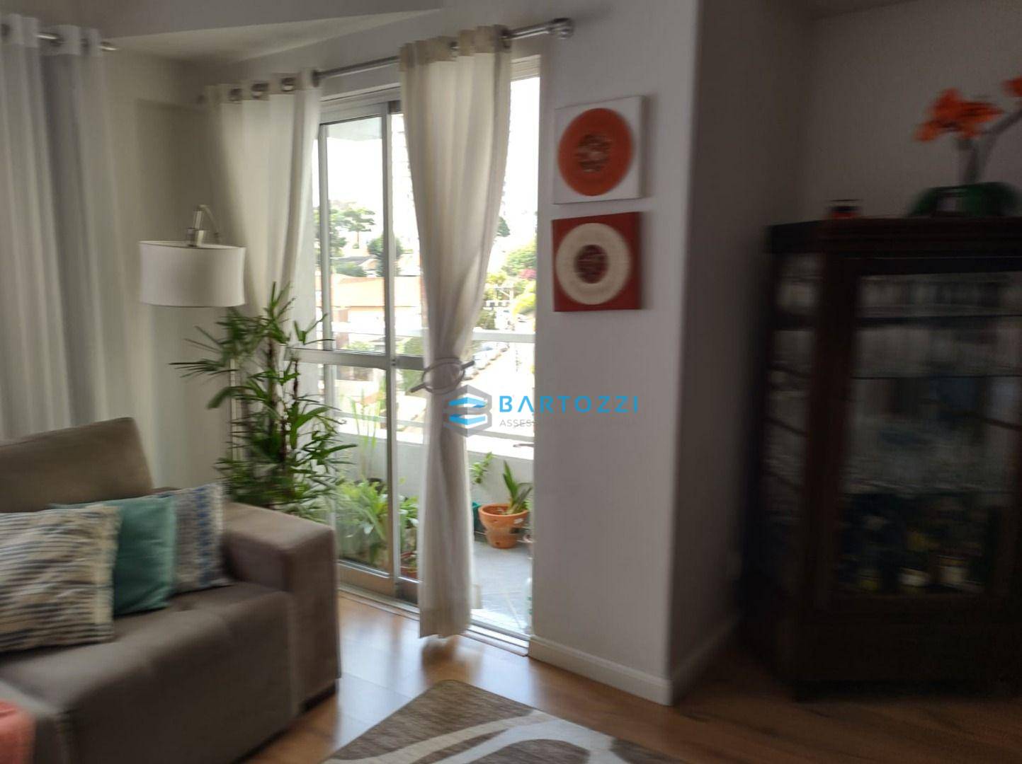 Apartamento à venda com 3 quartos, 92m² - Foto 4