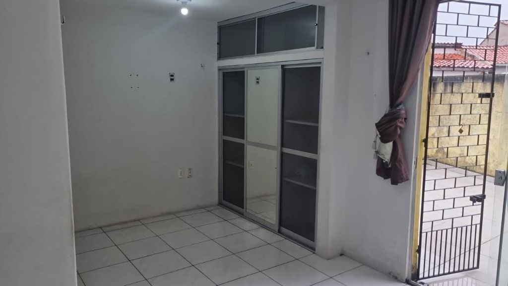 Casa à venda e aluguel com 3 quartos, 128m² - Foto 13