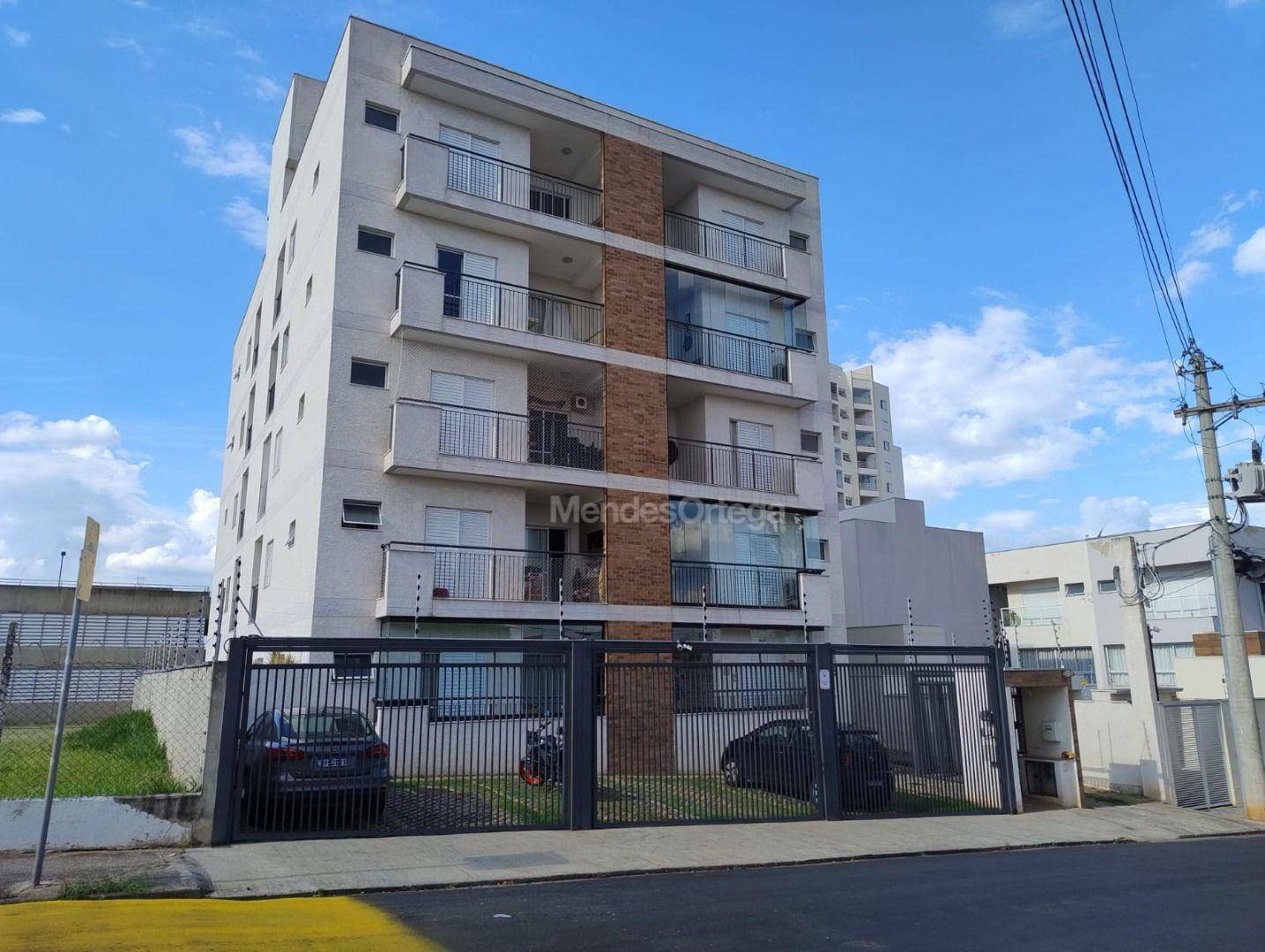 Apartamento para alugar com 2 quartos, 74m² - Foto 1