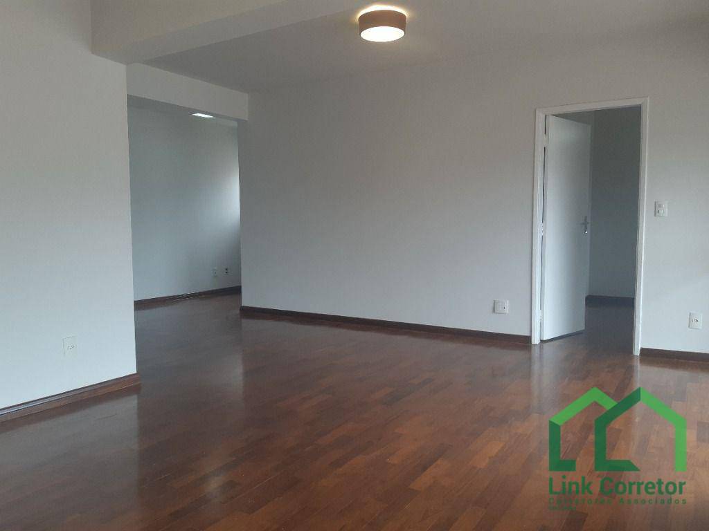 Apartamento à venda com 2 quartos, 104m² - Foto 4