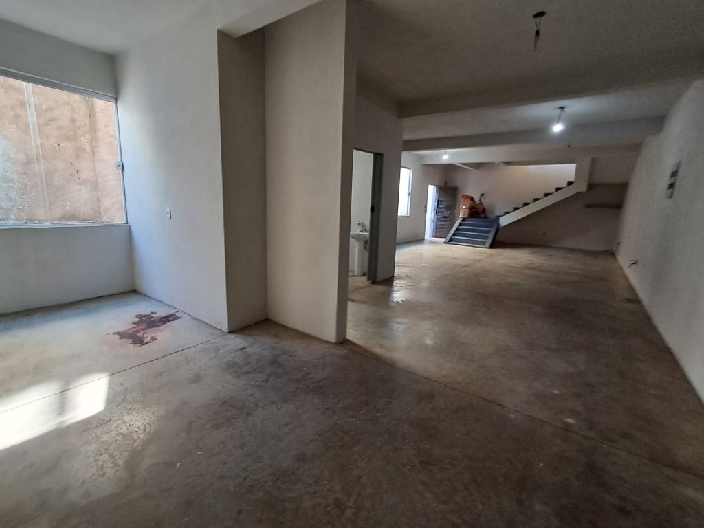 Loja-Salão para alugar, 180m² - Foto 16