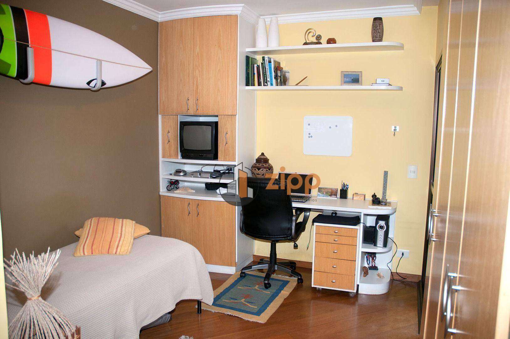 Apartamento à venda com 3 quartos, 143m² - Foto 10