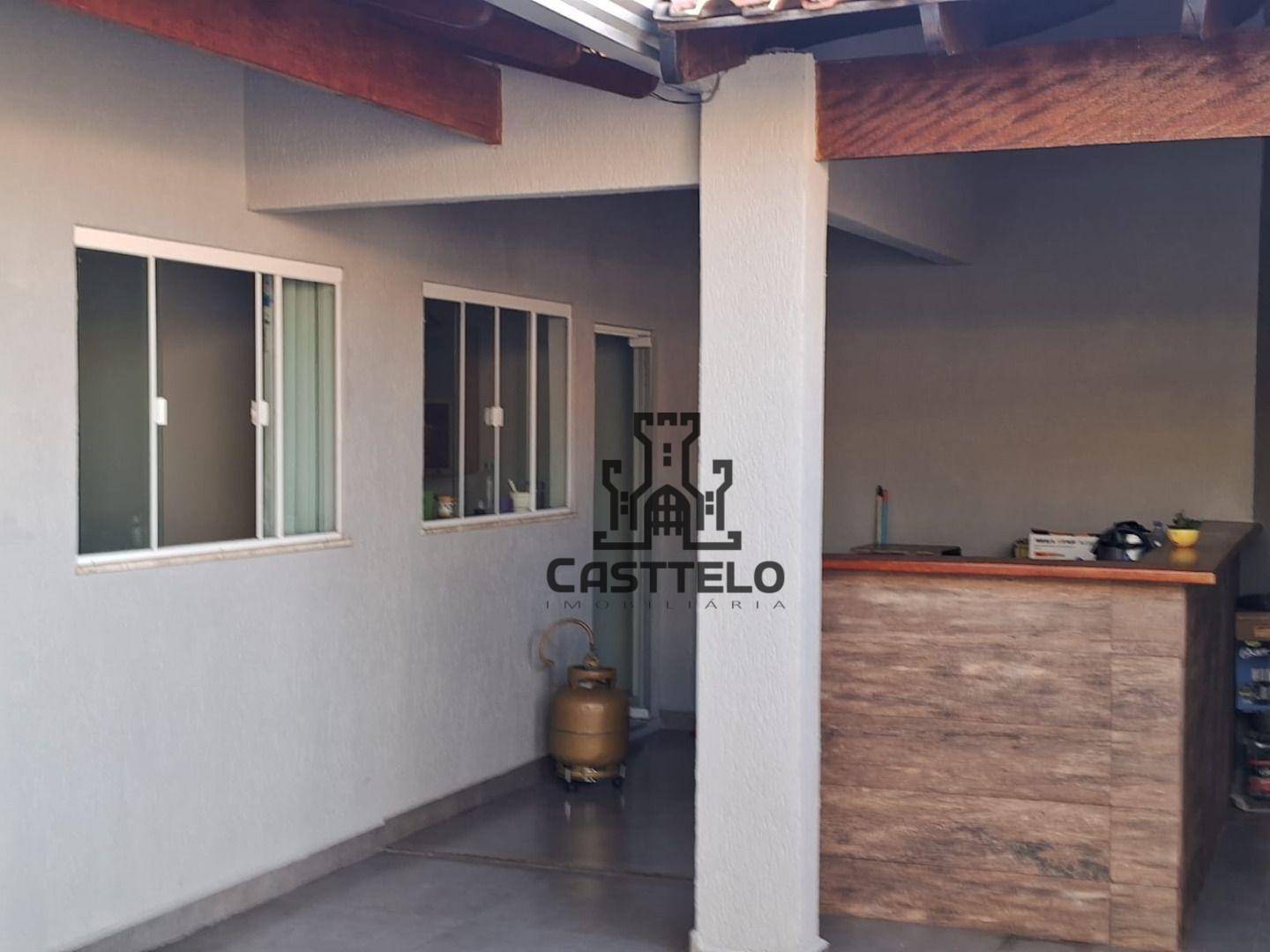 Casa à venda com 3 quartos, 150m² - Foto 3