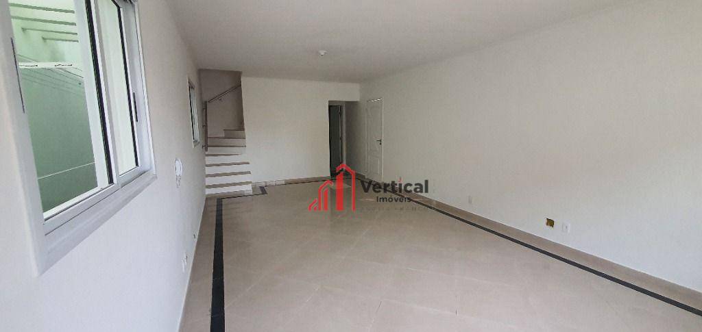 Sobrado à venda e aluguel com 3 quartos, 150m² - Foto 37