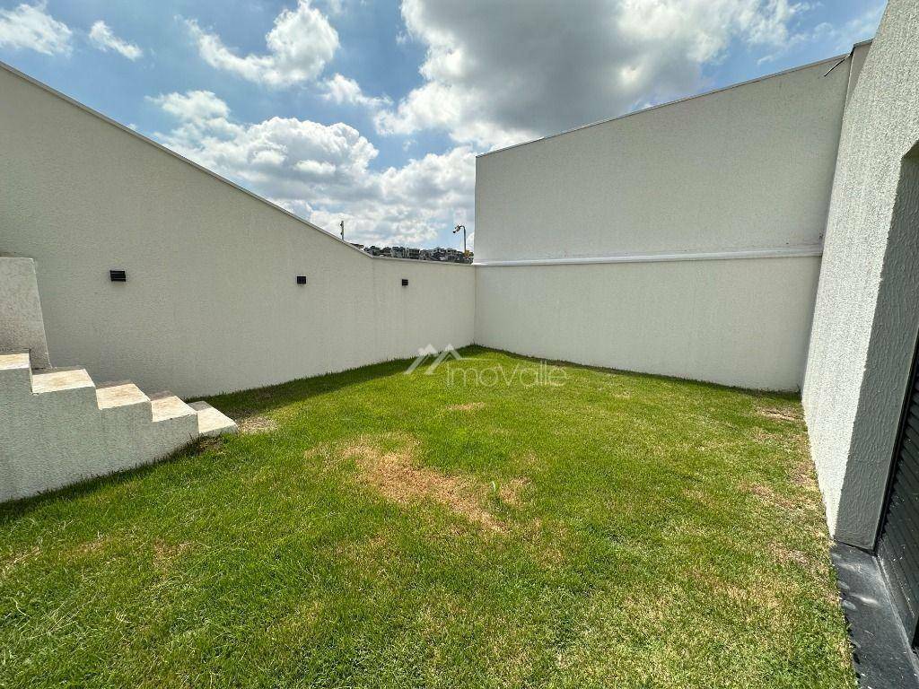 Casa de Condomínio à venda com 4 quartos, 305m² - Foto 59