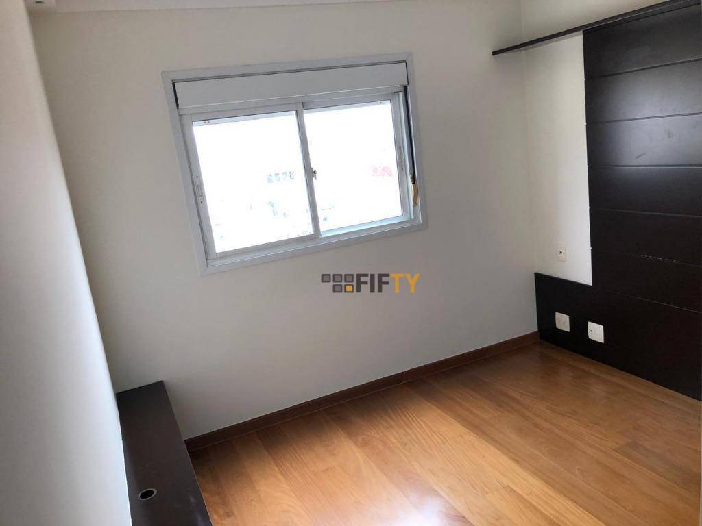 Apartamento para alugar com 3 quartos, 112m² - Foto 19