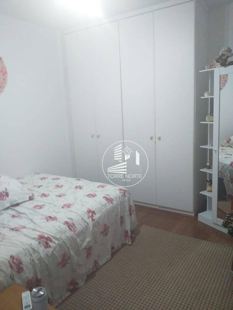 Apartamento à venda com 3 quartos, 82m² - Foto 7