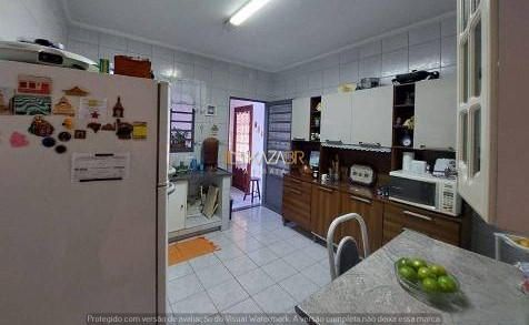 Casa à venda com 5 quartos, 198m² - Foto 27