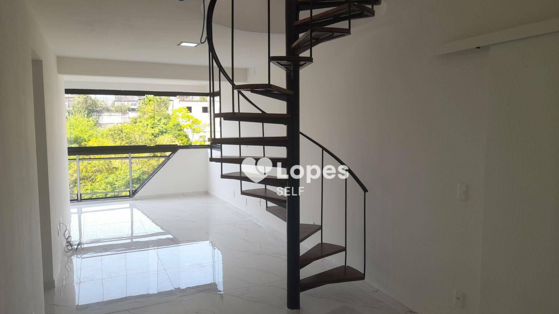 Cobertura à venda com 3 quartos, 200m² - Foto 5